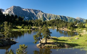 Lac Achard and Robert