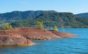 Tour of Lac du Salagou