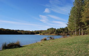 Lac de Lacoste
