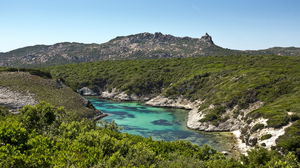 Plage de Paragan and Îlot de Fazzio from Bonifacio