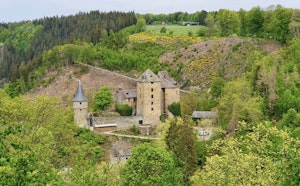 Around the Castle of Reinhardstein
