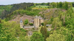 Autour du château de Reinhardstein