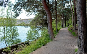 Langsett Reservoir and Little Don River