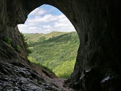 Thor's Cave 