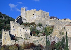 Ermitage et Château de Saint-Montan