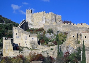 Ermitage et Château de Saint-Montan