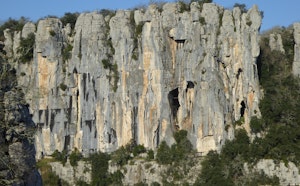 Grottes du Renard et des Barres