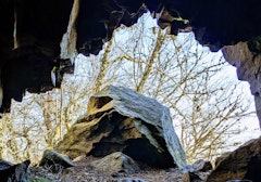 La grotte Sarrazine