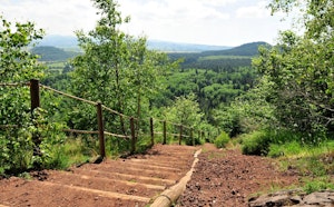 Puys de Lassolas and Vache