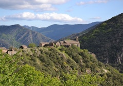 Thines from Peyre