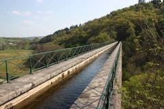 Aqueduc de Montreuillon