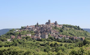 Between Saint-Père and Vézelay