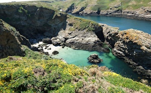 Pointe de Taillefer from Le Palais