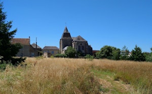 Around Vallères
