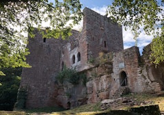 Castle of Wasenbourg from Oberbronn