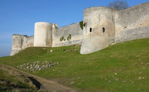 Around Château de Coucy