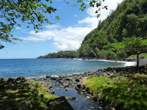 Anse des Cascades and Gros Piton
