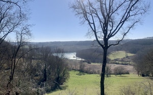 Around Sainte-Colombe-de-Villeneuve