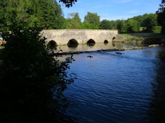 Between Saint-Néomaye and Gentray