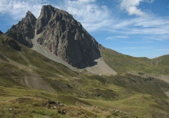 Lac de Pombie and Pic du Midi d’Ossau