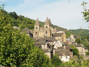 Around Conques