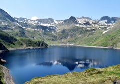 Lac Bleu de Lesponne from Chiroulet