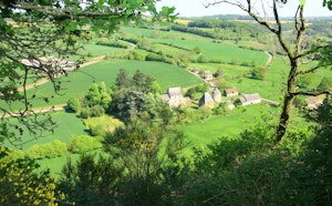 Around Saint-Léonard-des-Bois