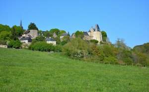 Autour de Sainte-Suzanne