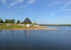 Parc Balzac and Lac de Maine