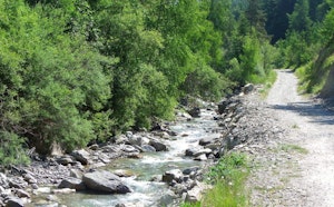 Near Ancelle