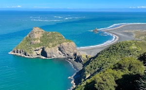 Omanawanui and Signal House Track