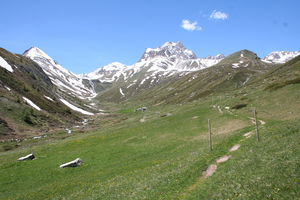 Chamanna d'Es-cha from Madulain 