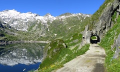 Lagos d'Orsino and di Lucendro