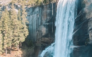 Mist Trail jusqu'aux Vernal et Nevada Falls