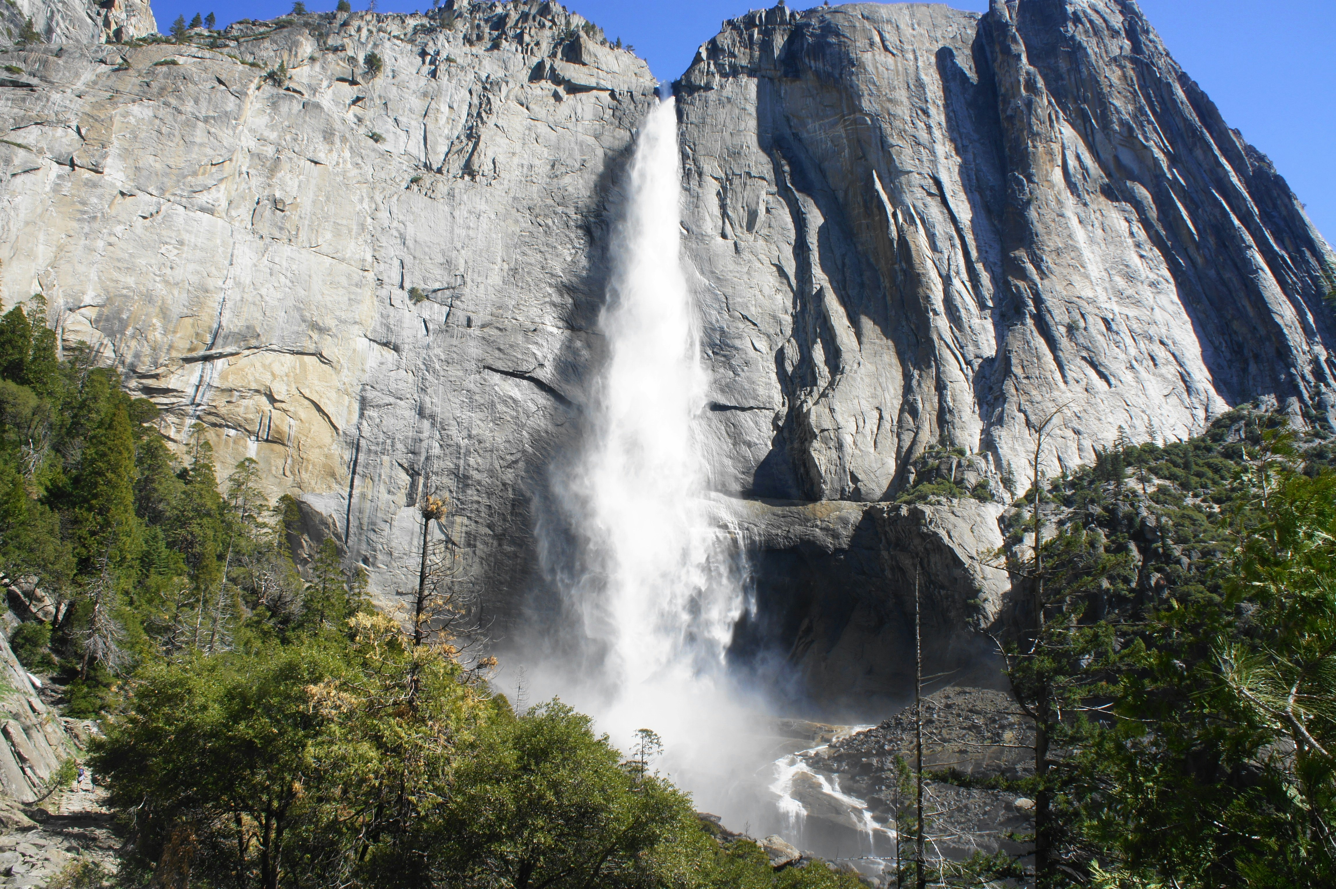 Upper Yosemite Falls Trail