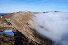 Crests and valleys of the Jura